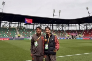 刘晨泪洒更衣室：U20女足姑娘们，逆风局中，我们的心依然坚定